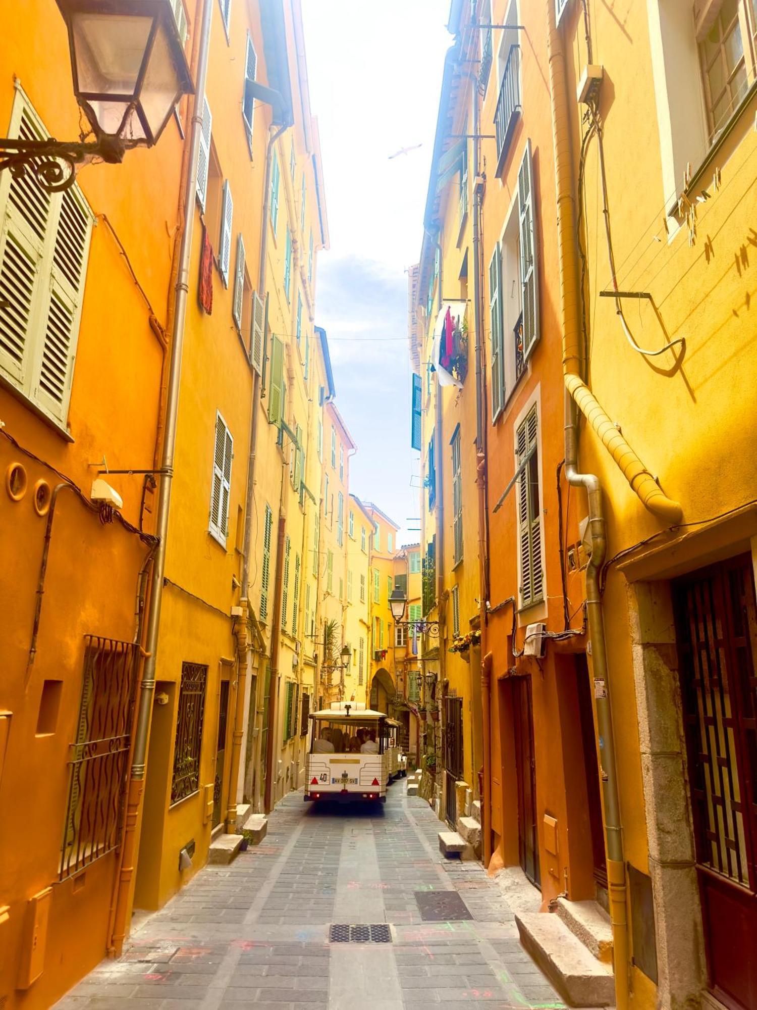 Menton Old Town Apartment Екстериор снимка