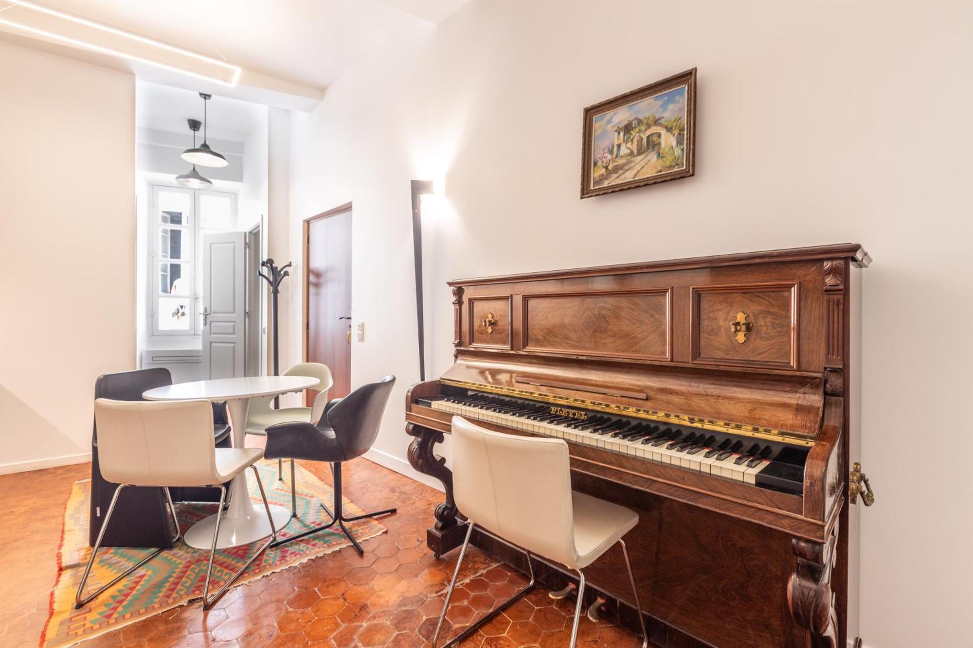 Menton Old Town Apartment Екстериор снимка
