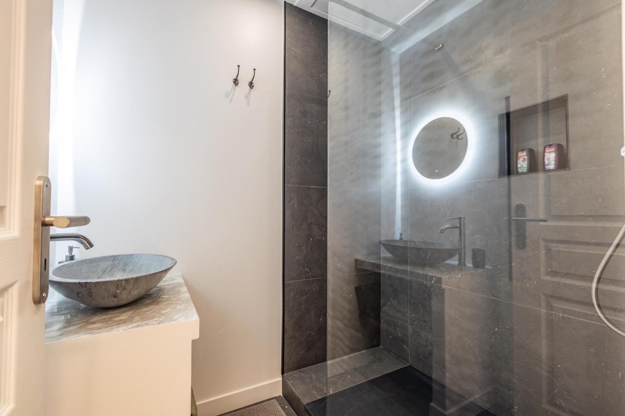 Menton Old Town Apartment Екстериор снимка