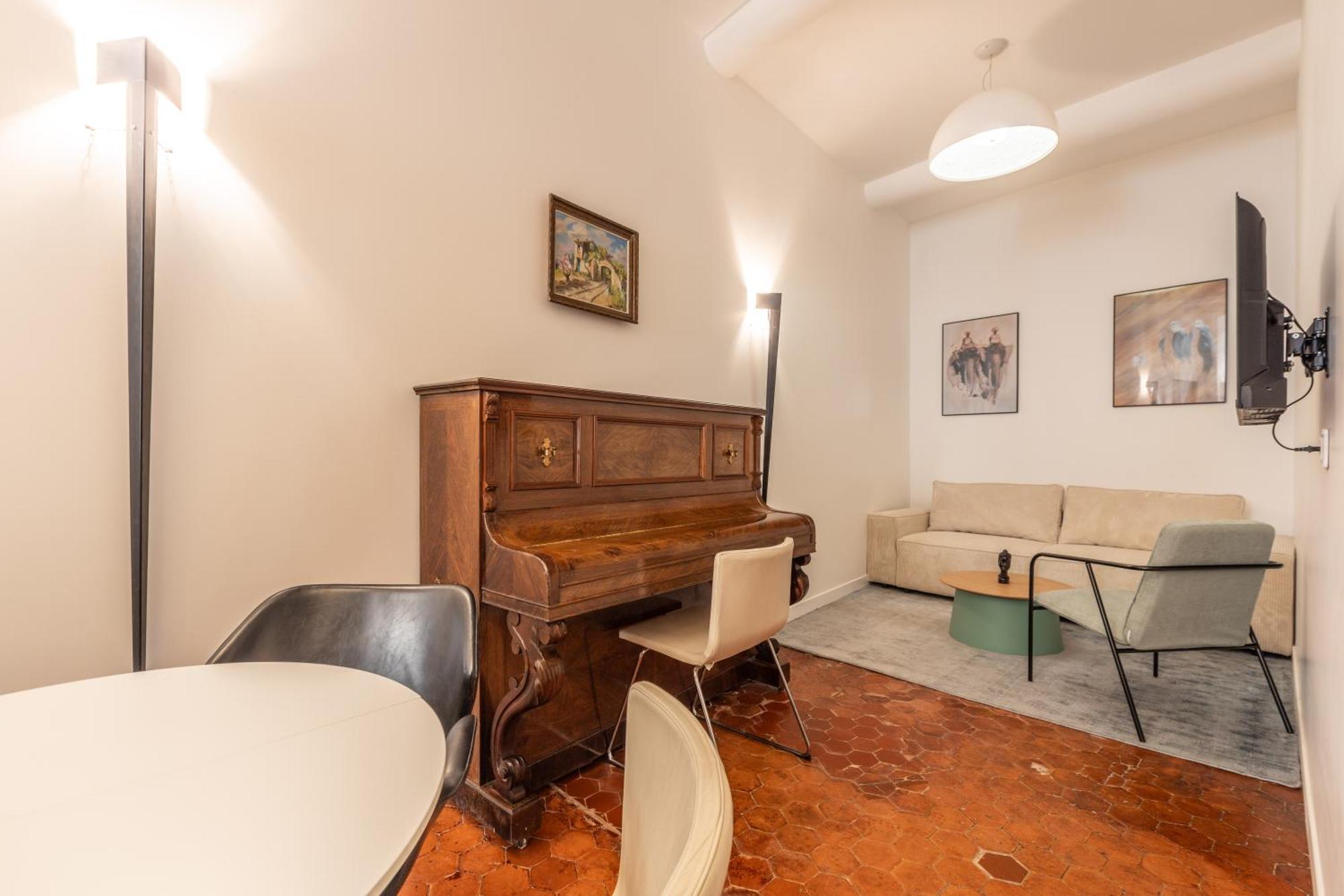 Menton Old Town Apartment Екстериор снимка